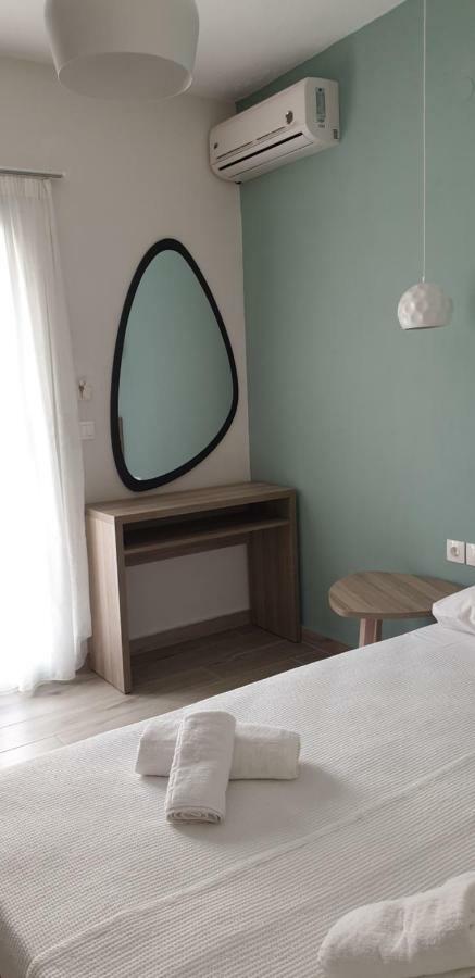 Chriselia 1 Apartment Nea Roda Bagian luar foto